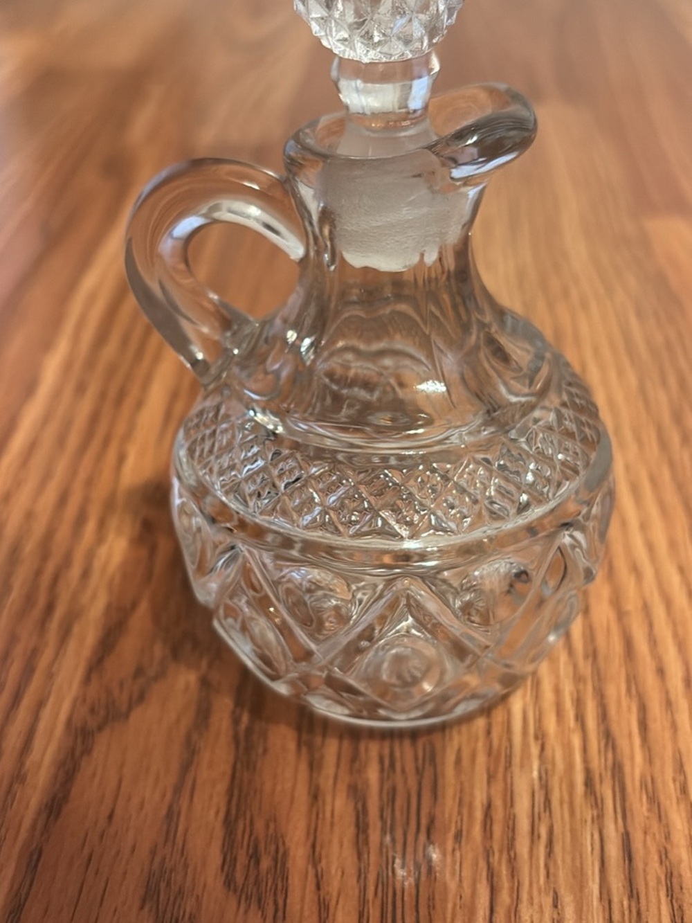 Cut Glass Cruet with Faceted Stopper - Clear (stopper glows under 365 UV)